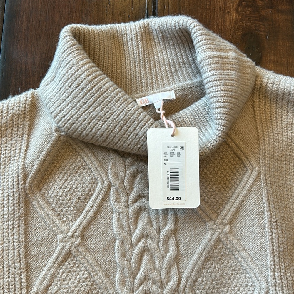 Solid argyle sweater vest- beige - Picture 3 of 4